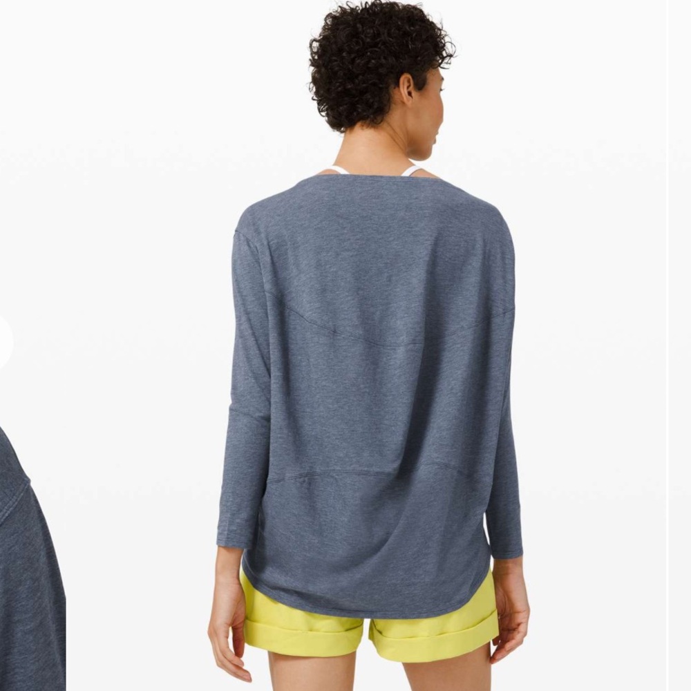 Lululemon • Back In Action Long Sleeve • Size 4